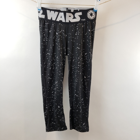 2/$20 Star Wars Capri Leggings - Picture 1 of 8